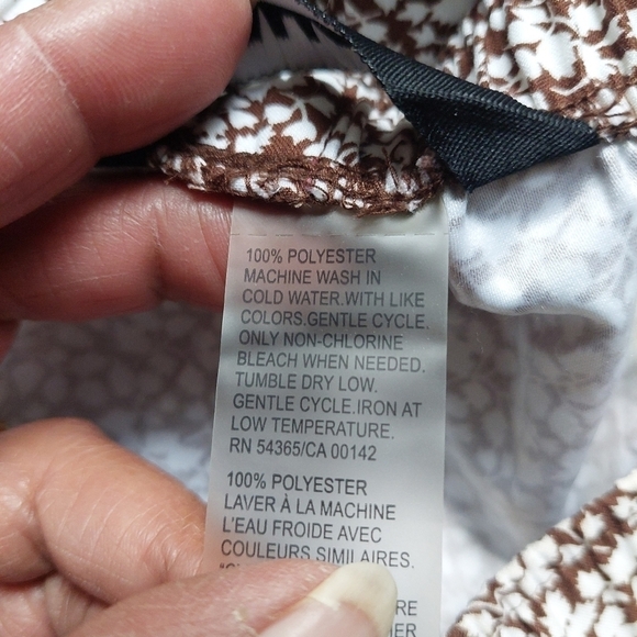 Alia Women's Brown/White Floral Capri - Picture 7 of 11